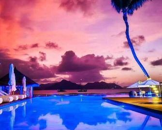 Le Domaine de L'Orangeraie - La Digue Island - Pool