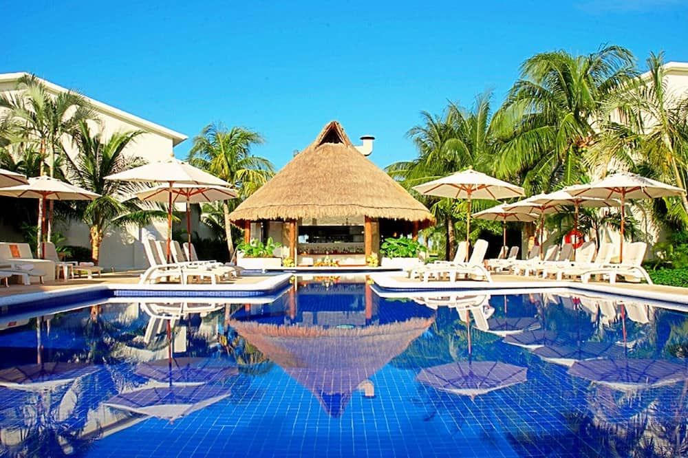 Laguna Suites Golf & Spa