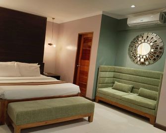 Hotel Lapira Vigan - Vigan City - Bedroom