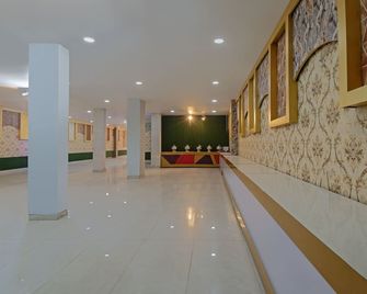 Itsy Hotels Avani Stays, Vyttila, Kochi - Kochi - Lobby