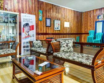 OYO 91242 Desa Wisata Cibuntu Kuningan Syariah - Kuningan - Lobby