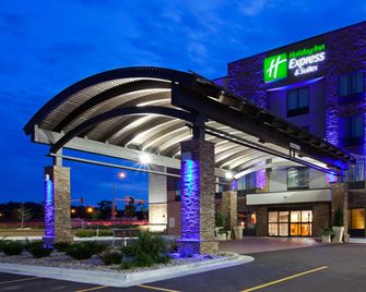Holiday Inn Express & Suites Rochester West-Medical Center - רוצ'סטר - בניין