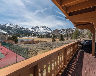 Interlaken #25- 2 BR/2 BTH with lake views - June Lake - Balkon