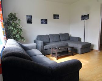 Grundarfjoerdur Hostel - Grundarfjordur - Wohnzimmer