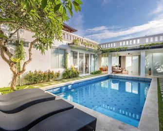 Nunamkhalu Private Villa and Spa - South Kuta