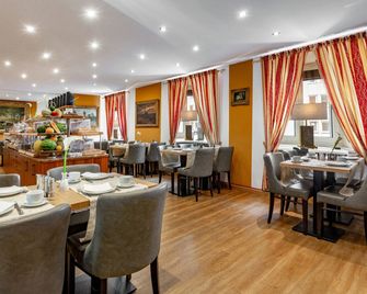 Tiptop Hotel Burgschmiet Garni - Neurenberg - Restaurant
