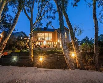 The Gums - Echuca Holiday Homes - Echuca - Edificio