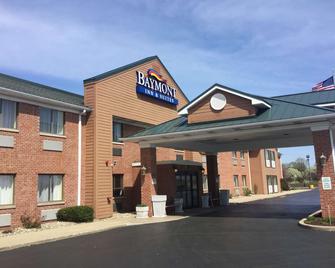 Baymont by Wyndham Mishawaka South Bend Area - Mishawaka - Budova