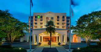 Embassy Suites by Hilton Columbia Greystone - קולומביה - בניין