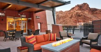 SpringHill Suites by Marriott Moab - Moab - Innenhof