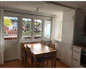 Missionshuset Bed & Breakfast - Sandhamn - Dining room