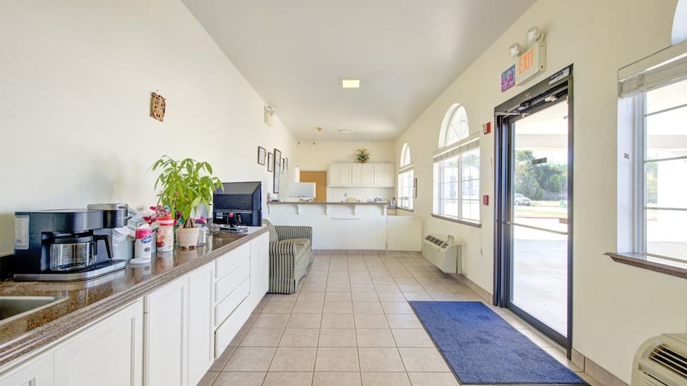 Heights Inn by Townhouse Harker Heights Killeen