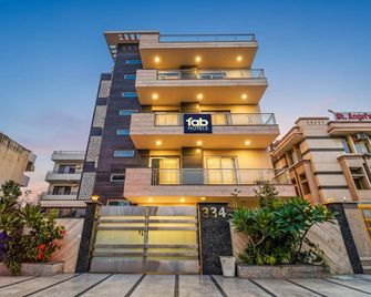 Fabhotel Vr Stay - Gurugram - Edificio