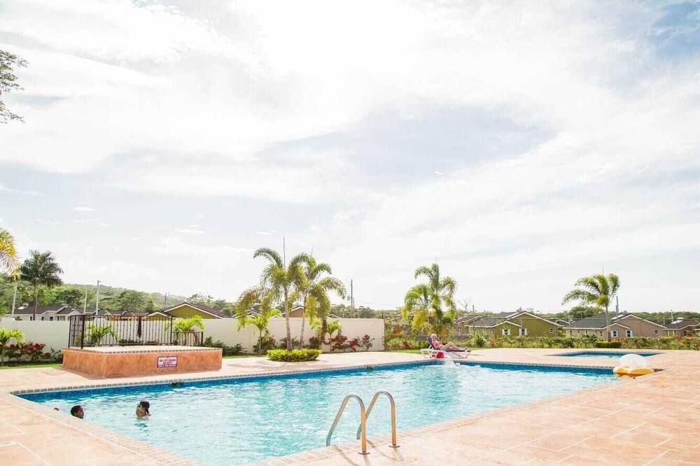 Sweet Holiday Haven - Saint Ann’s Bay - Pool