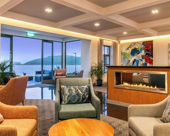 سانت جيمس اوف كنيسنا - كنيسنا - ردهة