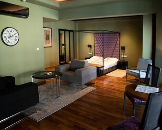 Andromeda Suites - Athens - Bedroom