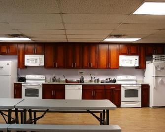 Westway Hotel Laguardia Airport - Queens - Cocina