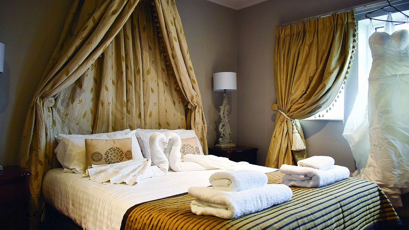 بينين مانور هوتل