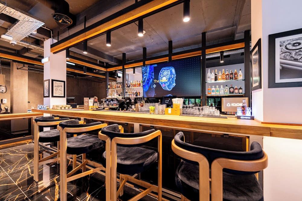 How Boutique And Hotel - קלוז'-נאפוקה - בר