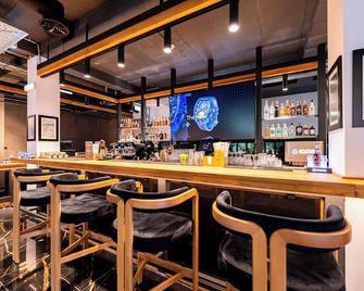 How Boutique And Hotel - Cluj