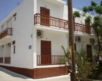 Hotel Maroulis - Naxos - Budova