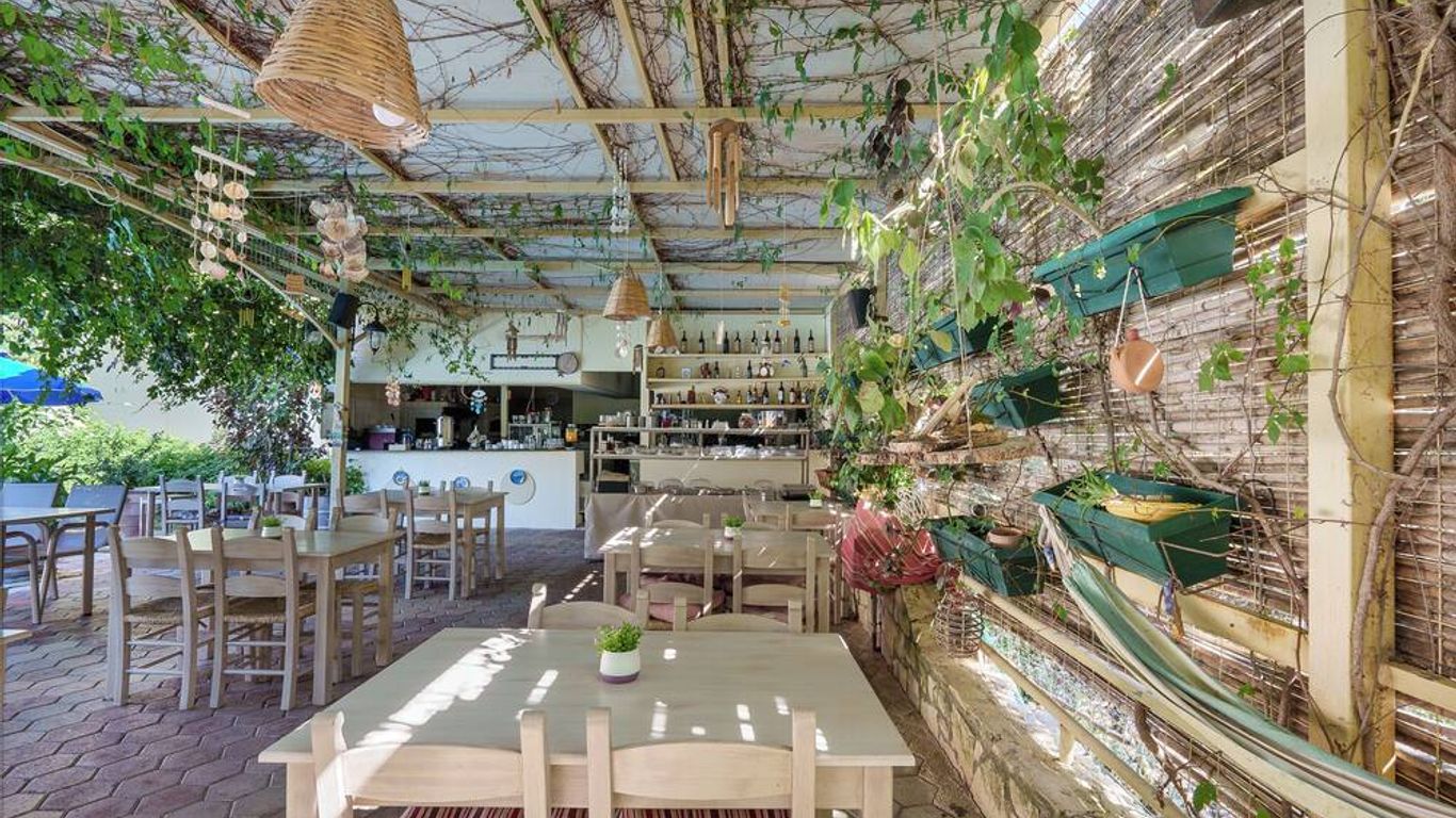 Sunrise Hotel & Apartments