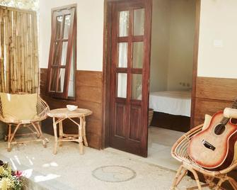 Ola Ola Rooms Next To Beach - Kuta - Bedroom