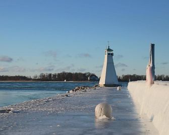 Vadstena Folkhögskola Vandrarhem - Vadstena