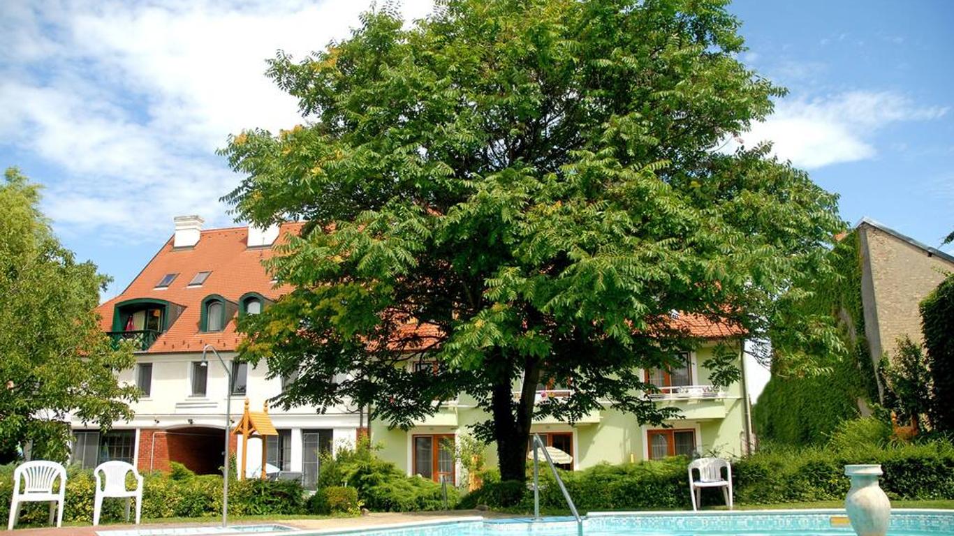 فندق أبازيا كلوب