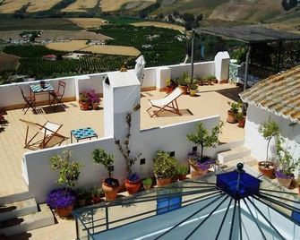 拉卡薩格蘭德酒店 - 阿爾克斯德拉福蘭特拉 - Cortes de la Frontera - 陽台