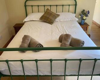 Orchard Cabin Herefordshire Wye Valley - Ross-on-Wye - Bedroom