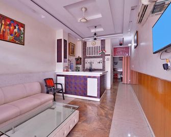 Aarya Hotel - Palwal - Lobby