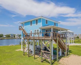 Birds Up Retreat-Gulf Front Home At Shell Point Beach - Crawfordville - Edificio
