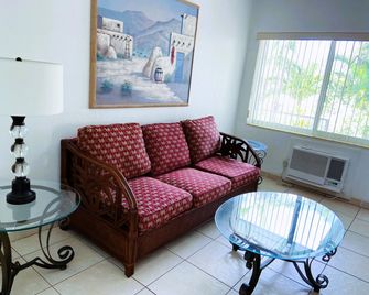 Beach Tide Motel - Hollywood - Sala de estar