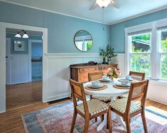 Walk to Main St Historic Cottage in Sutter Creek - Sutter Creek - Dining room