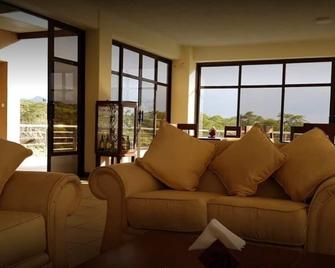 Matteo's Resort - Naivasha - Salon