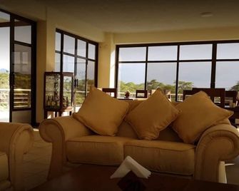 Matteo's Resort - Naivasha - Salon