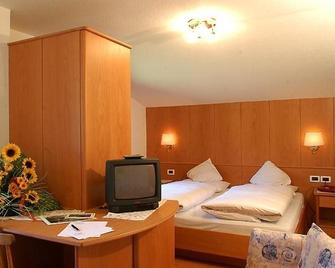 Pensione La Mueda - Badia - Camera da letto