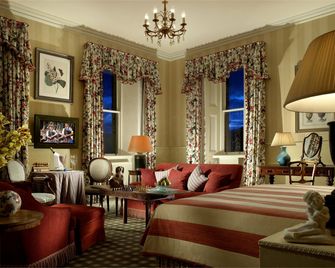 Inverlochy Castle Hotel - פורט וויליאם - חדר שינה