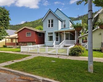 Casa De Reyes~Historic Wallace, Idaho~ Silver Valley's Hidden Gem - Wallace - Building