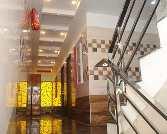 Hotel orchard inn - Velankanni - Stairs
