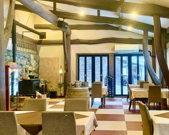 Kunugi Relaxation with 4 modern rooms - Hakuba - Restaurante