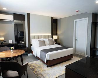 Amber Hotel - Cebu - Себу - Спальня
