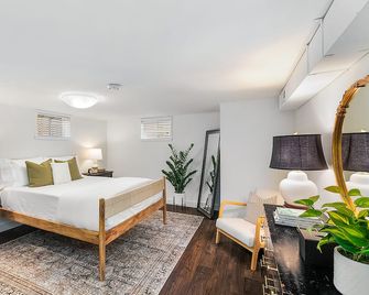 Lilac In Law, Picturesque lower unit - Seattle - Chambre