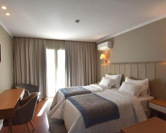Hotel Suave Mar - Esposende - Schlafzimmer