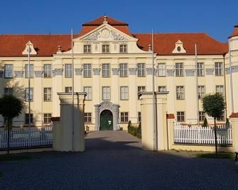 Ferienwohnung Stryck - Tettnang - Gebäude