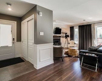 Slopeside Condo - Saint-Sauveur - Sala de estar