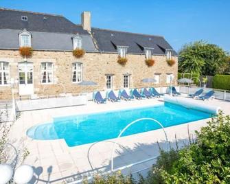 La Malouinière des Longchamps by Interhome - Saint-Jouan-des-Guérets - Piscine