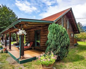 Whitehorse Mountain Retreat - Hot tub - Fireplace - Arlington