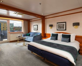 Sunborn London Yacht Hotel - London - Bedroom